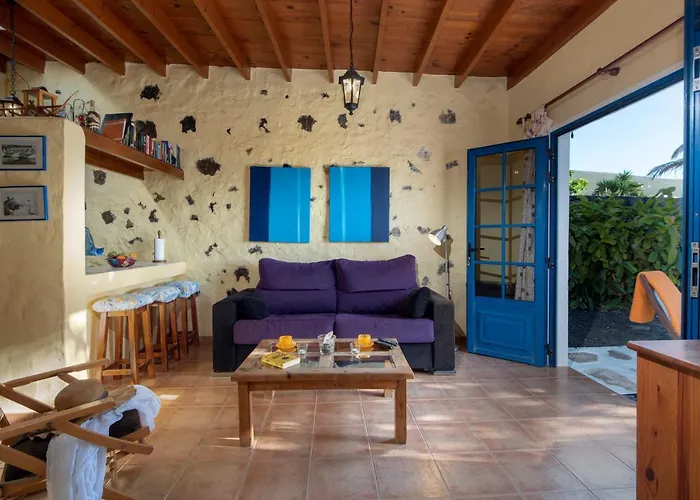 Laderas Country house